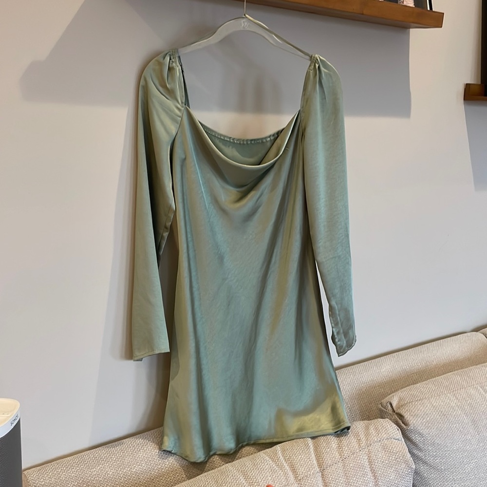 PRINCESS POLLY “FIBERS STAR POWER MINI DRESS SAGE”